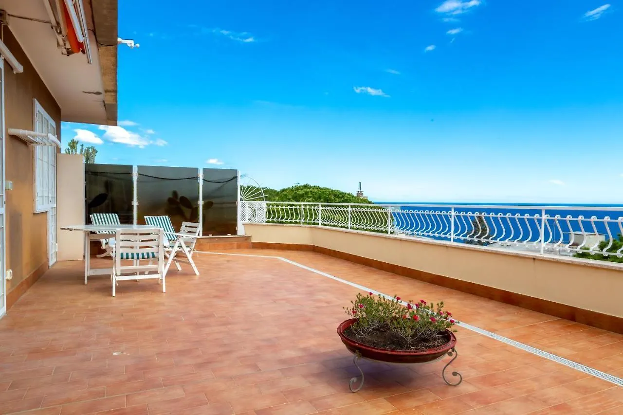 168 - La Terrazza Sul Mare, Casa A 10 Minuti Da Spiaggia, Parcheggio Privato Gratis Sanremo Apartment