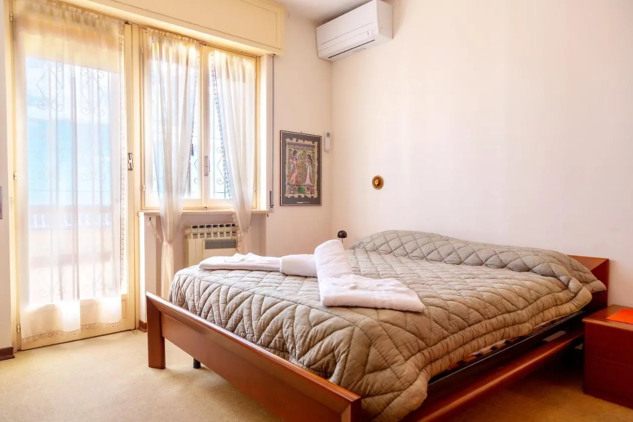 168 - La Terrazza Sul Mare, Casa A 10 Minuti Da Spiaggia, Parcheggio Privato Gratis Sanremo 0*,  Italy